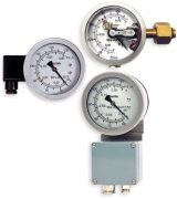 AKM 38750/38920/38960 Large Gas Density Monitor